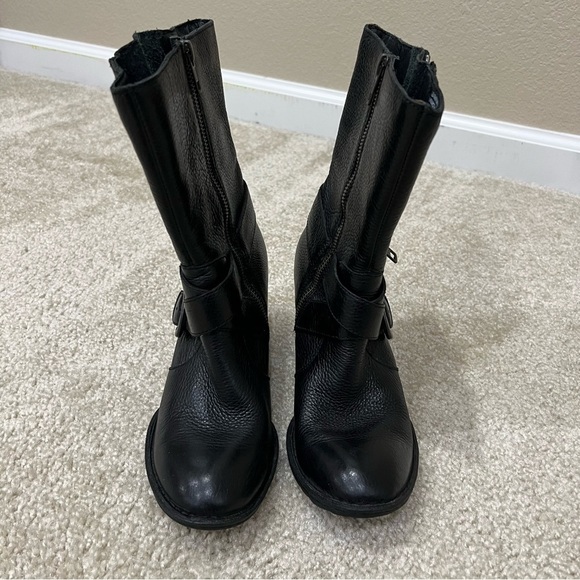 Born Women’s Black Leather Zip Heeled Boots Size 7, 38 D17303 Side Zip, - Picture 4 of 16